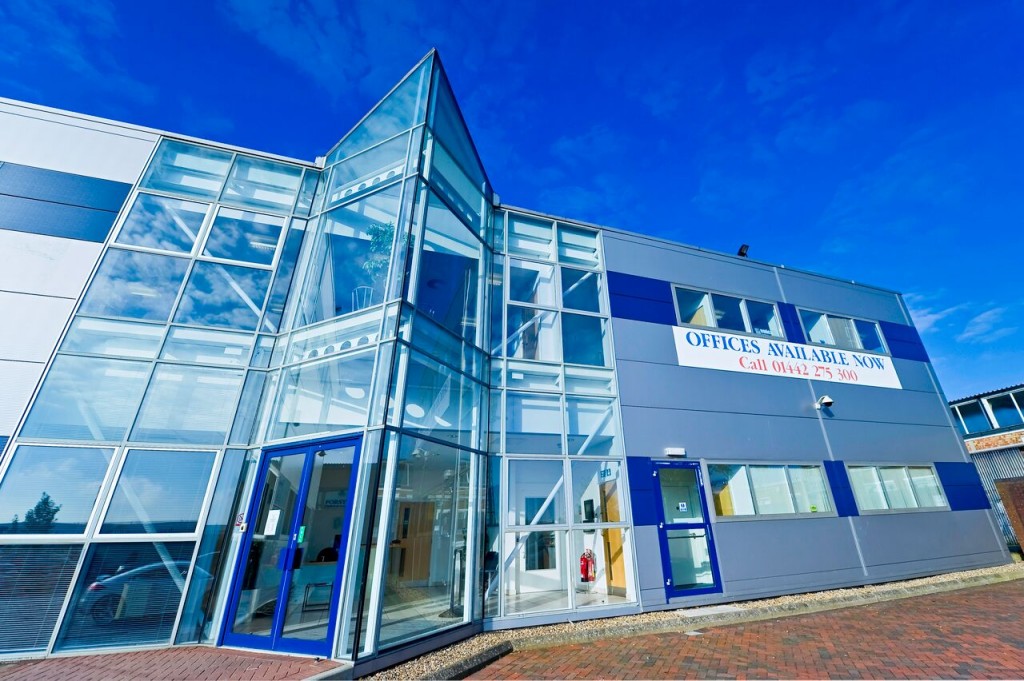Mark Road, Hemel Hempstead, HP2 7DN