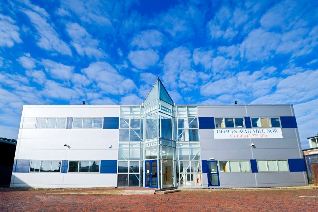 Mark Road, Hemel Hempstead, HP2 7DN