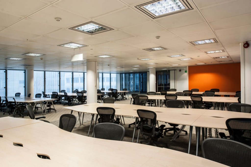 Tottenham Court Road, Fitzrovia, W1T 4TQ