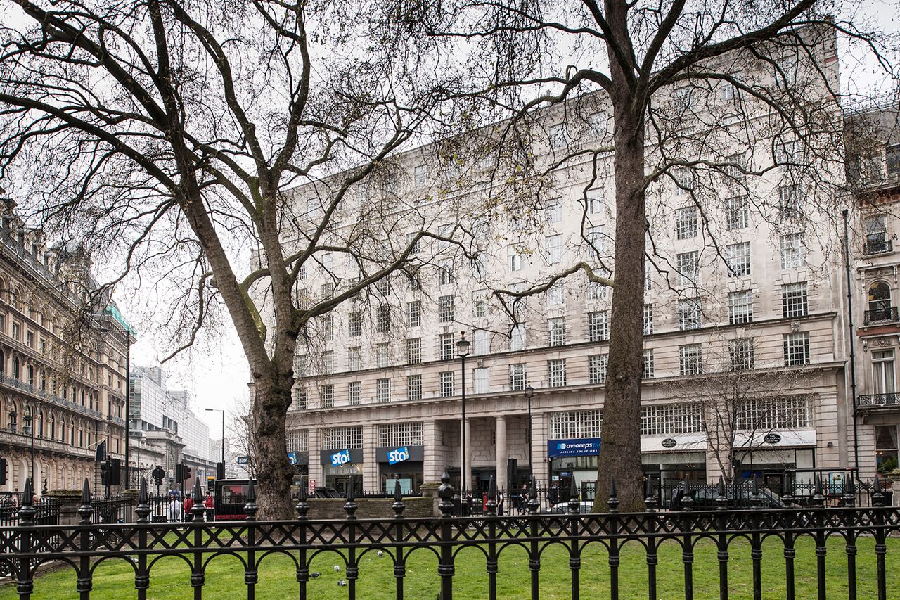 Grosvenor Gardens, Victoria, SW1W 0AU