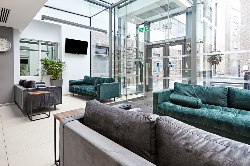 Victoria Avenue, Liverpool Street, EC2M 4QP