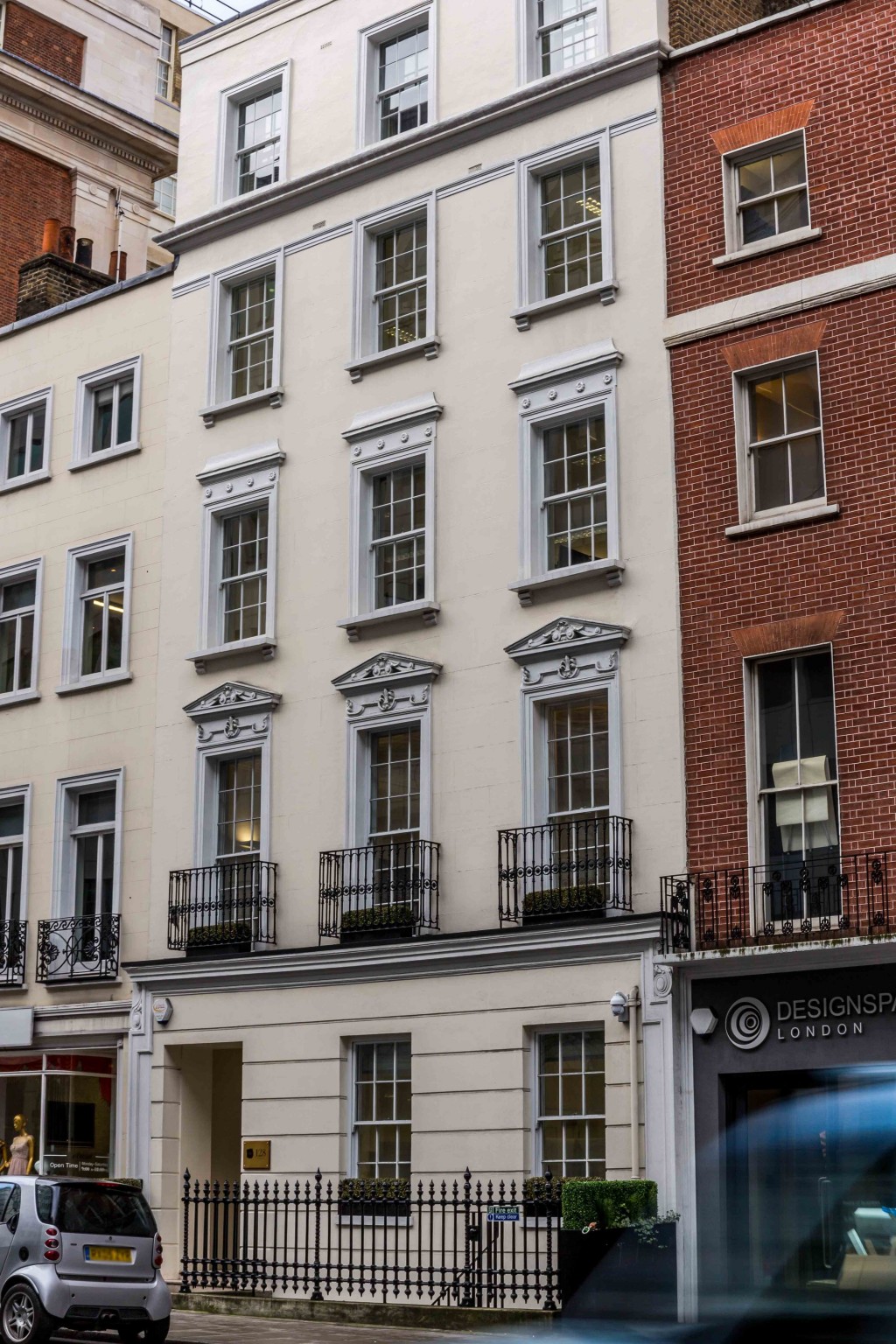 Wigmore Street, Marylebone, W1U 3SA