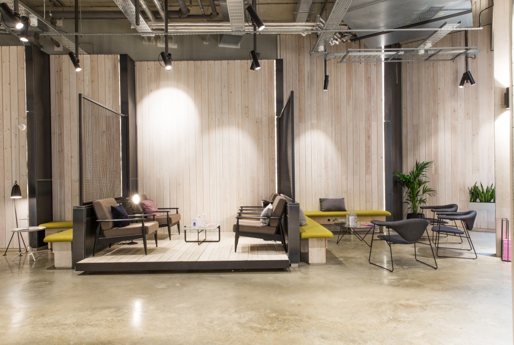 Pancras Square, King's Cross, N1C 4AG