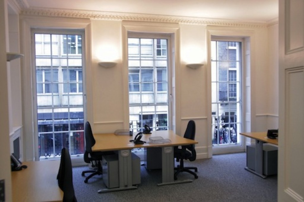 Queen Street, Mayfair, W1J 5PA