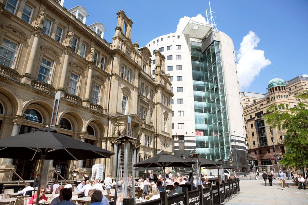 City Square, Leeds, LS1 2ES