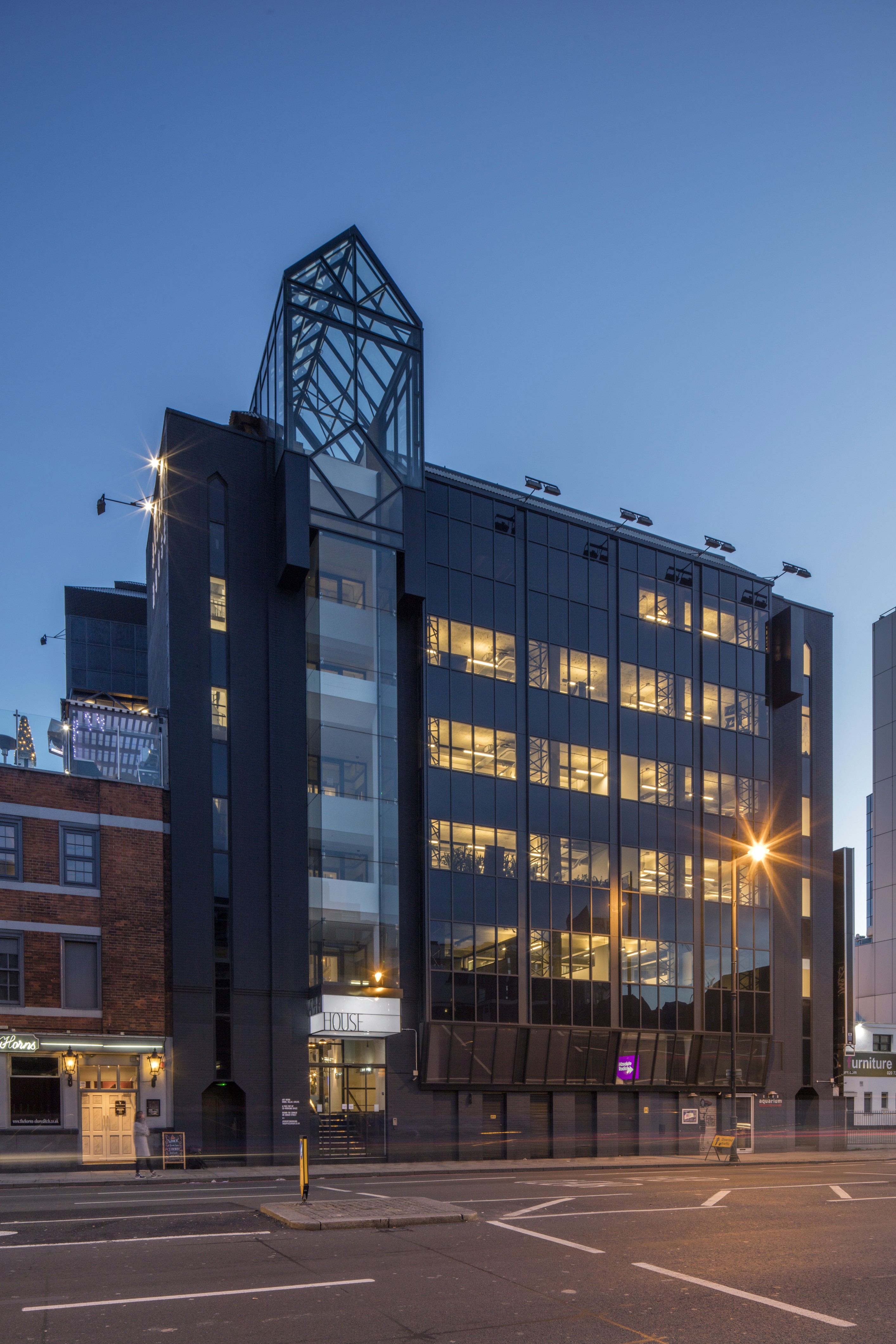 133 Whitechapel High Street, Aldgate, London, E1 7QA