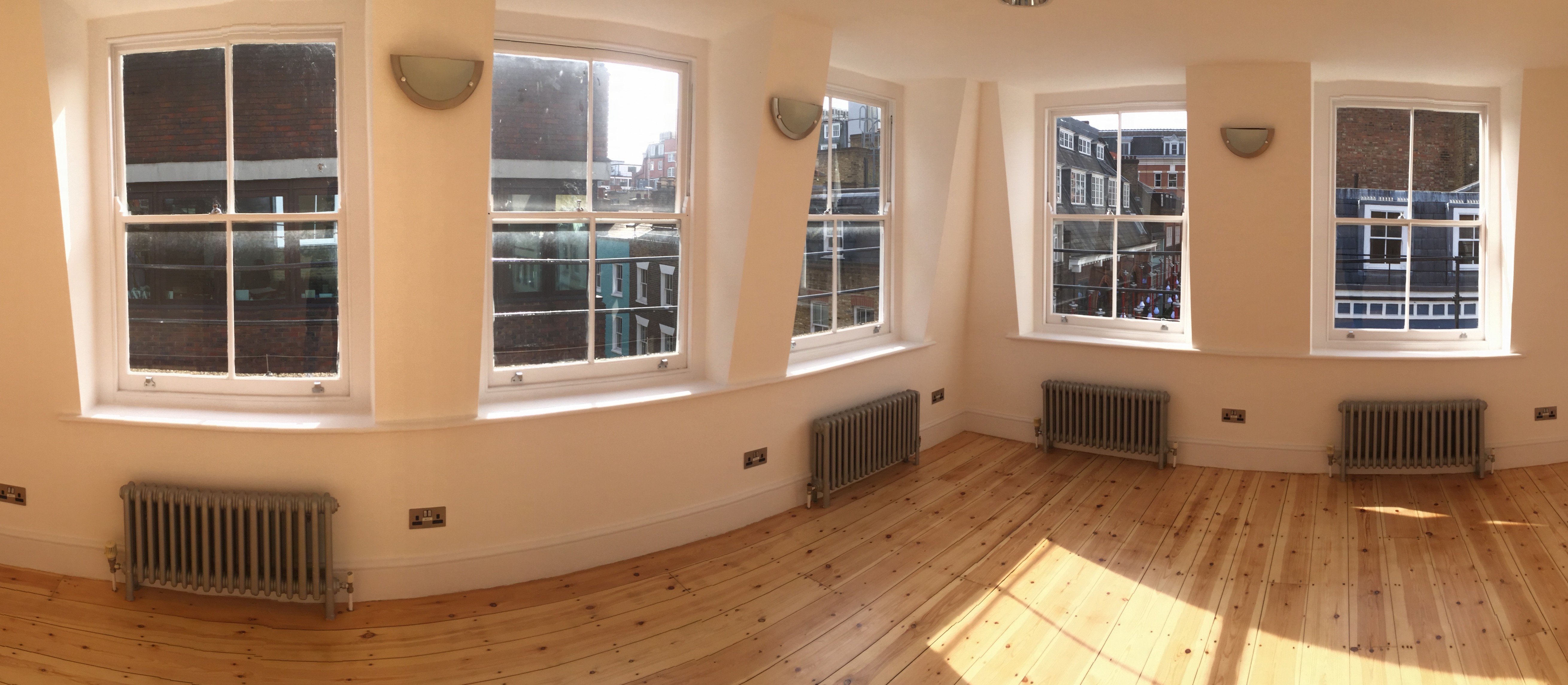 Carnaby Street, Soho, W1F 7DA