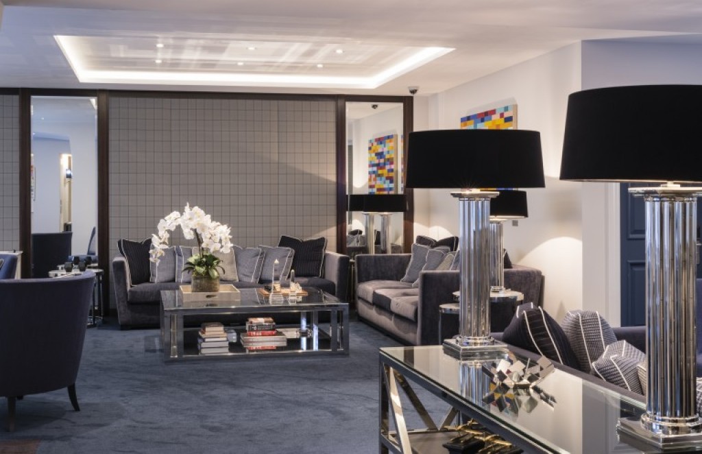 Hill Street, Mayfair, W1J 5NQ