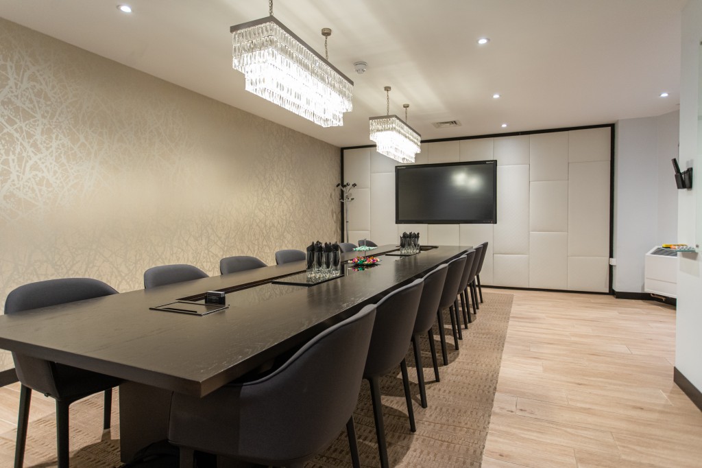 Jewry Street, Aldgate, EC3N 2EX