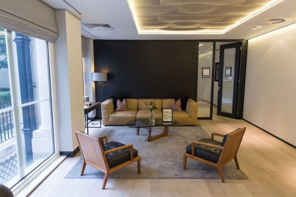 Birchin Lane, Bank, EC3V 9DU
