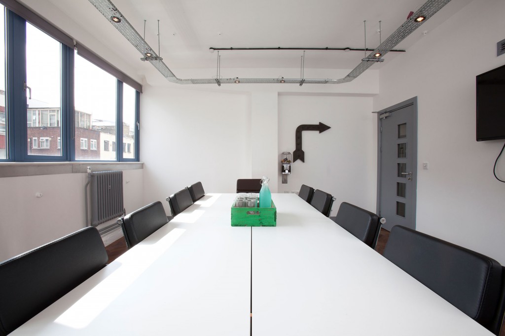 Old Street, Old Street, EC1V 9HX