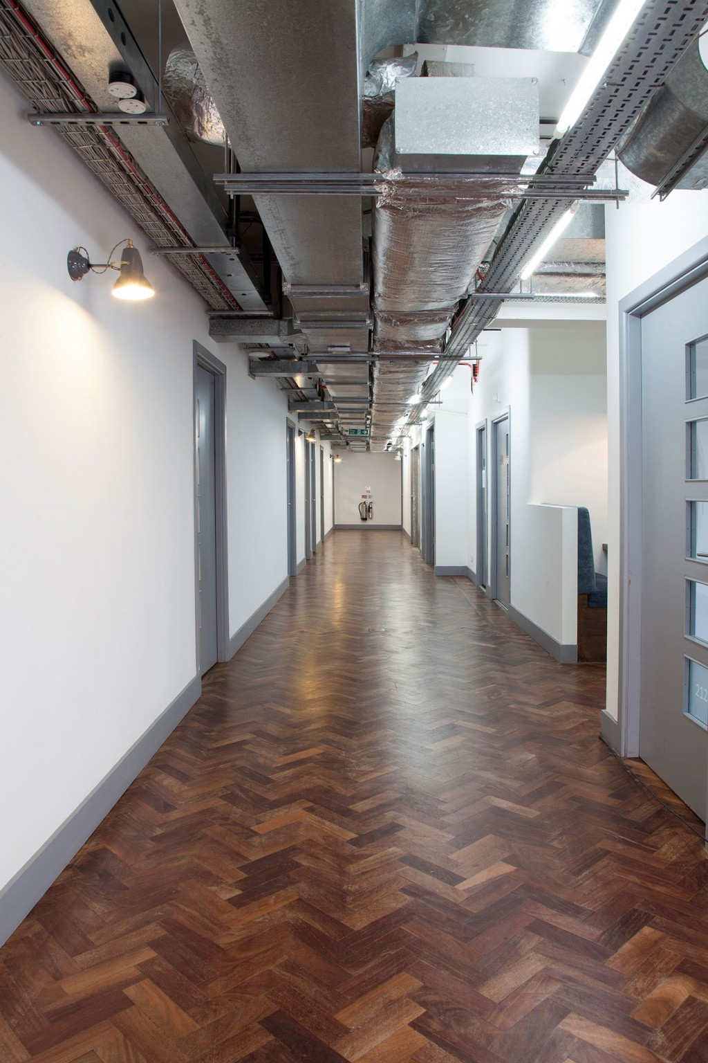 Old Street, Old Street, EC1V 9HX