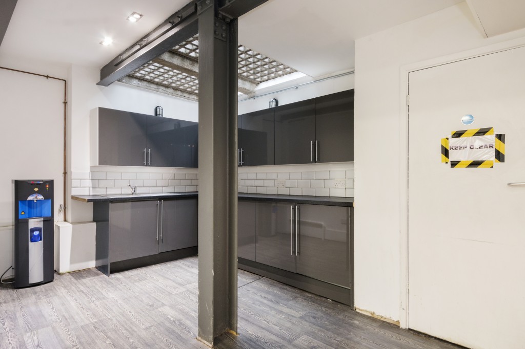 Hoxton Square, Shoreditch, N1 6PB