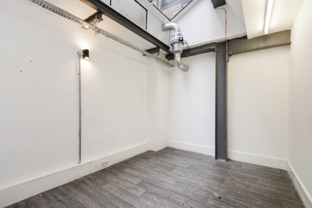 Hoxton Square, Shoreditch, N1 6PB