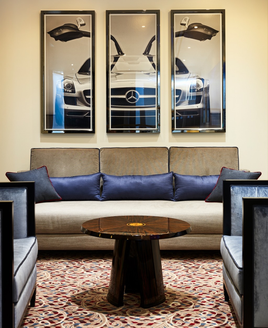 Berkeley Street, Mayfair, W1J 8DZ