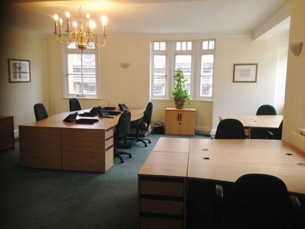 Guildhall Yard, Bank, EC2V 5AE