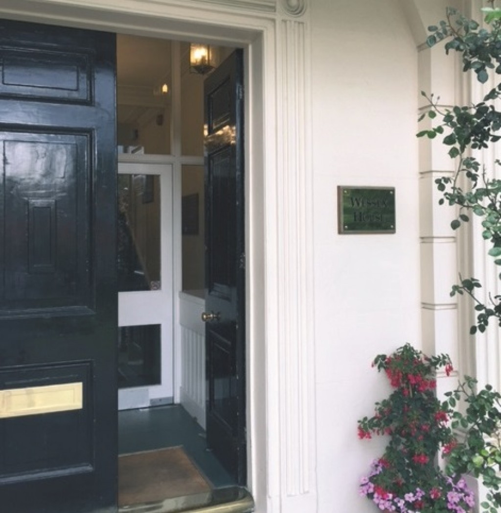 Oxford Road, Newbury, RG14 1PA