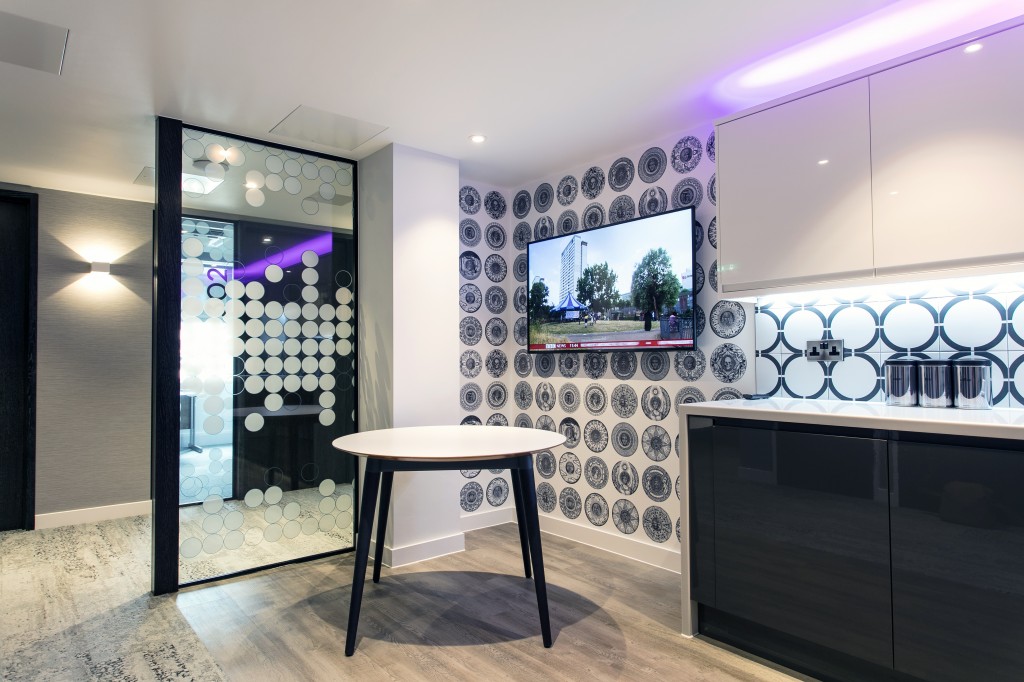 Henry Street, Bath, BA1 1BT