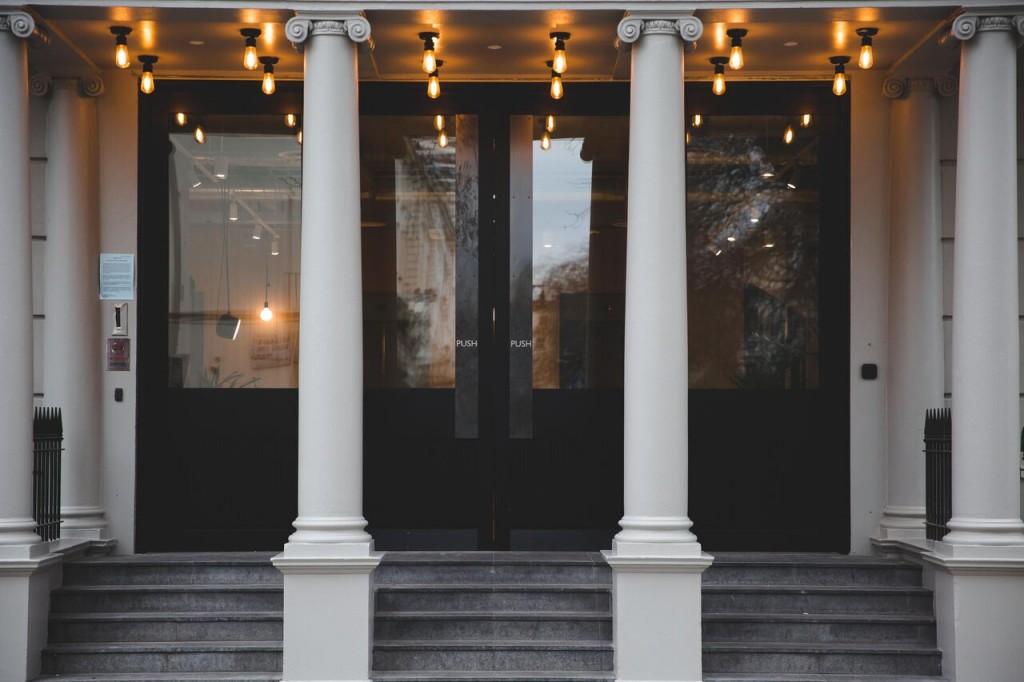 Eccleston Square, Victoria, SW1V 1PX