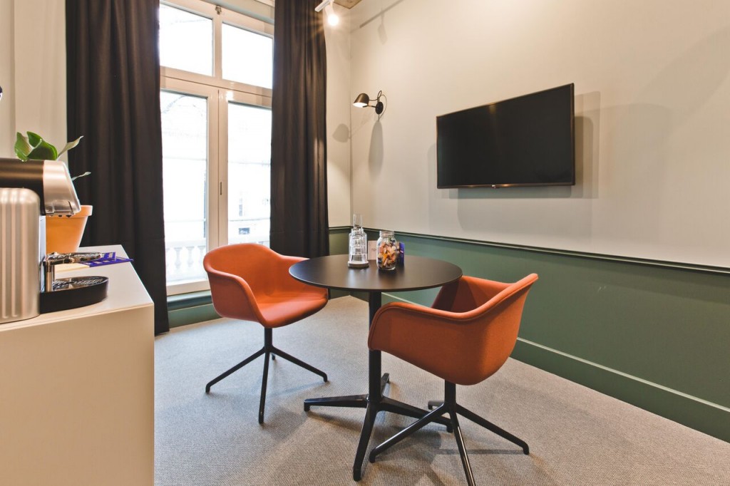 Eccleston Square, Victoria, SW1V 1PX