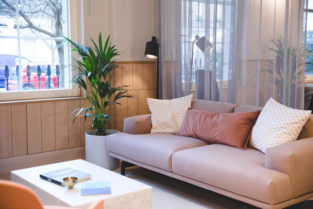 Eccleston Square, Victoria, SW1V 1PX