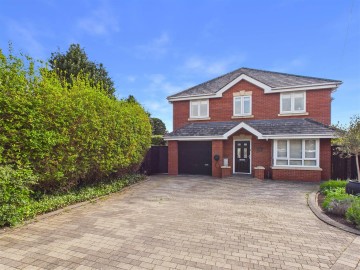 Princes Avenue, Droitwich