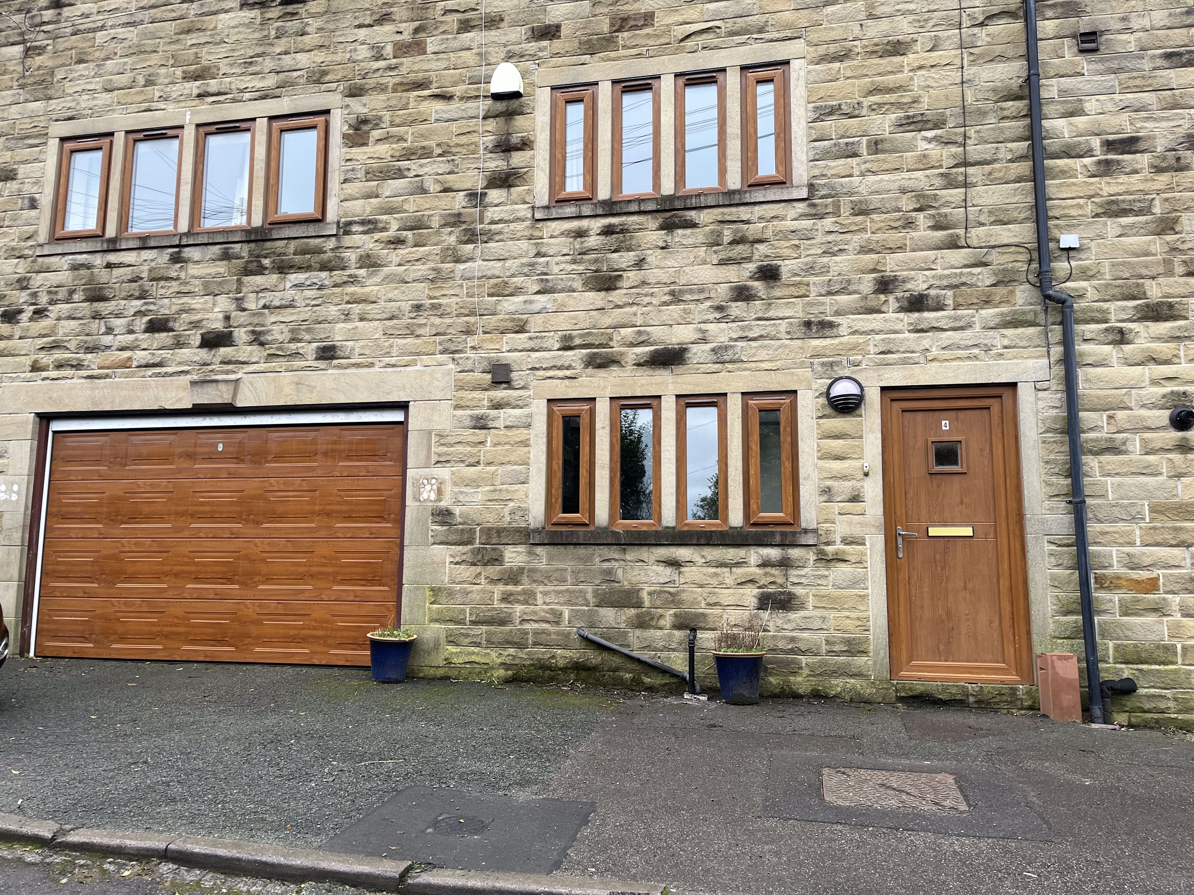 Barkwell Lane, Mossley, Ashton-Under-Lyne, Greater Man
