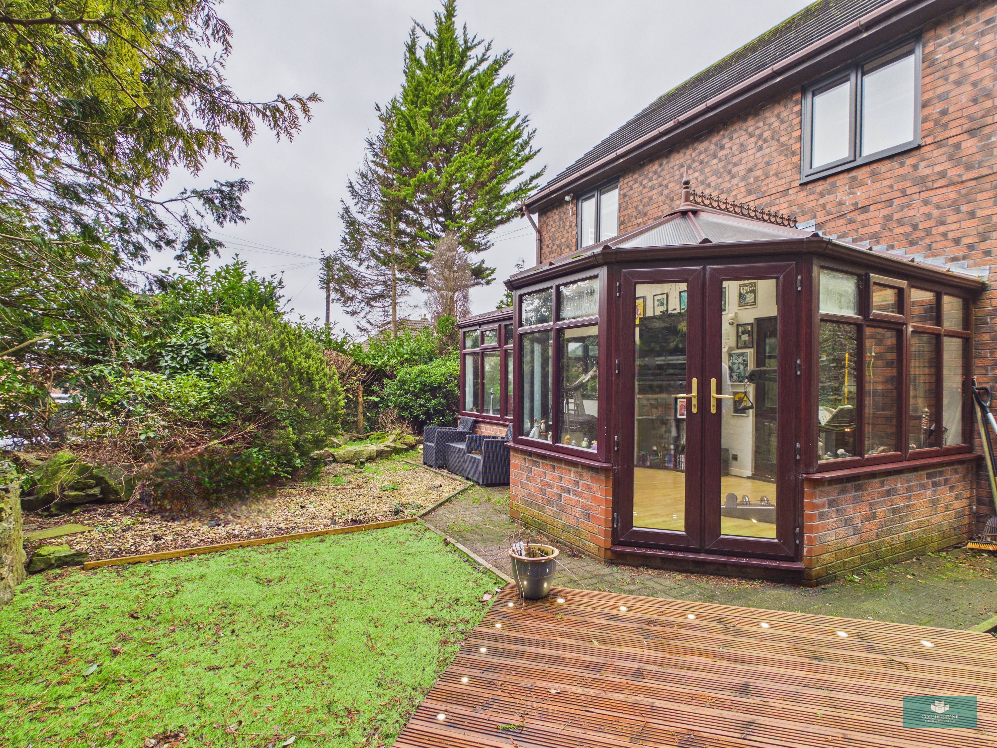 Buckstones Road, Shaw