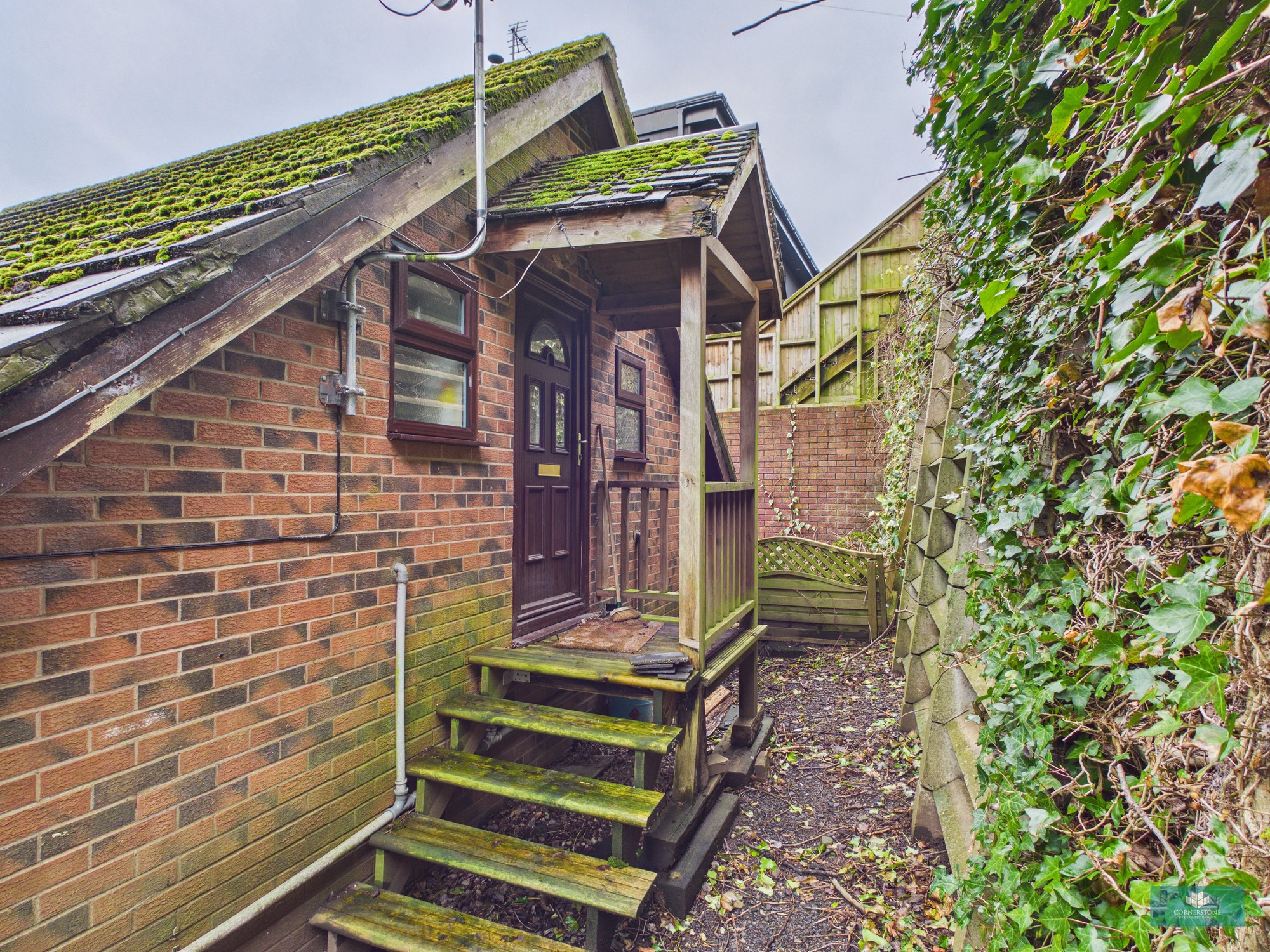 Buckstones Road, Shaw