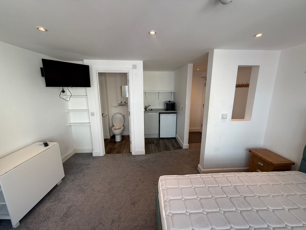 Room 5, Quay Street, TR11