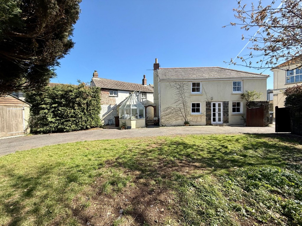 Churchtown, Mullion, TR12