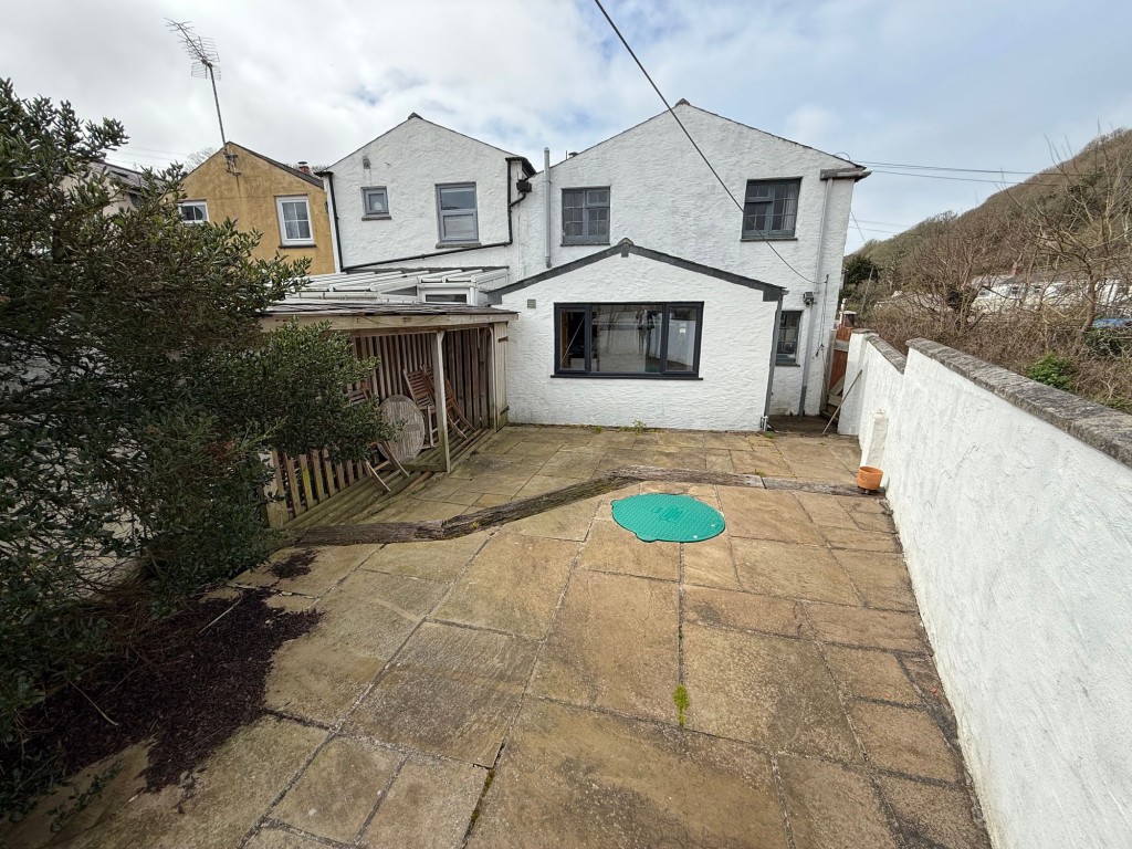 Bridge, Redruth, TR16