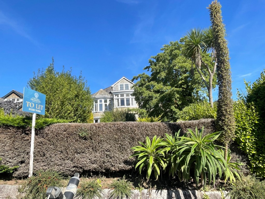 Spernen Wyn Road, Falmouth