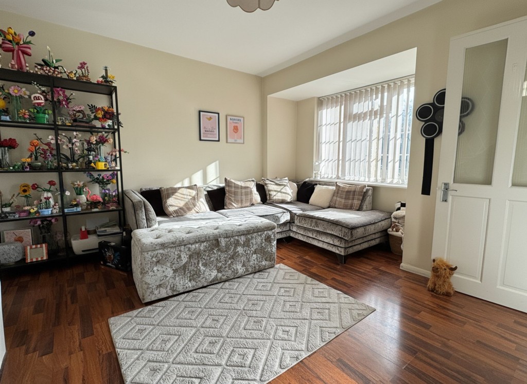 Longs Drive, Yate, BS37