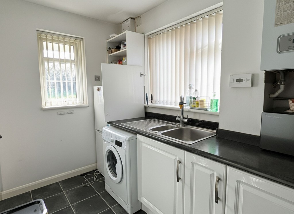 Longs Drive, Yate, BS37