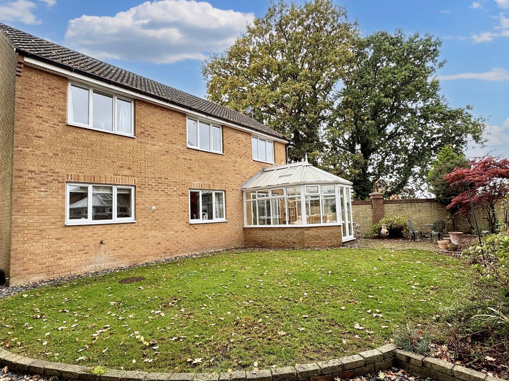 Oakwood Gardens, Coalpit Heath, BS36