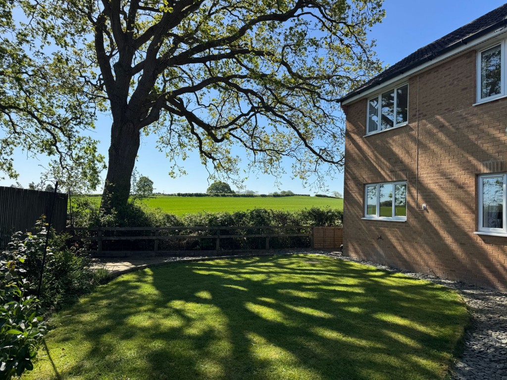 Oakwood Gardens, Coalpit Heath, BS36