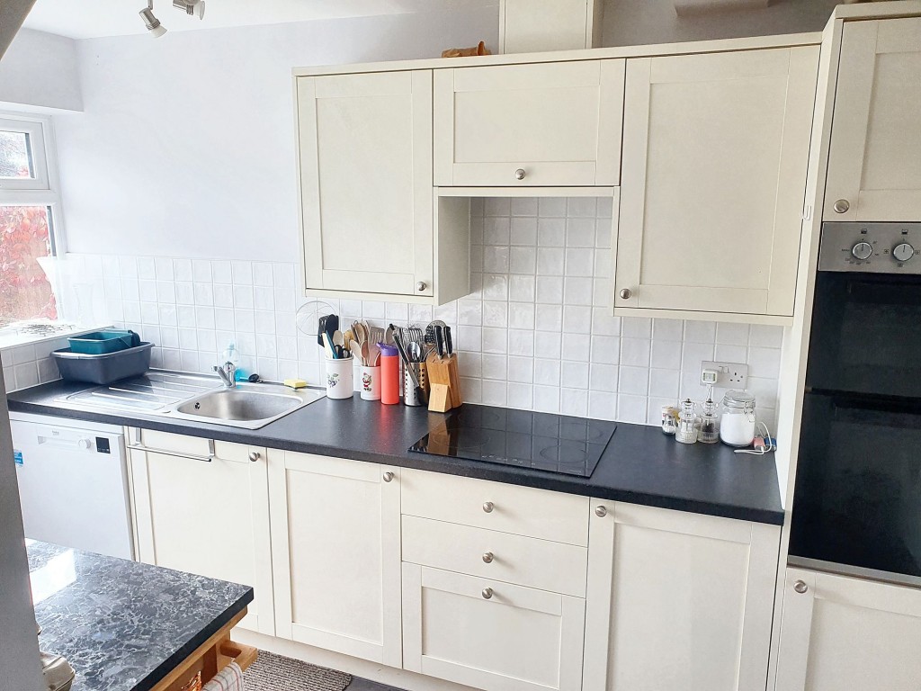 Cotswold Road, Chipping Sodbury, BS37
