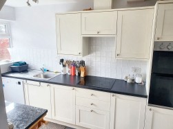 Cotswold Road, Chipping Sodbury, BS37