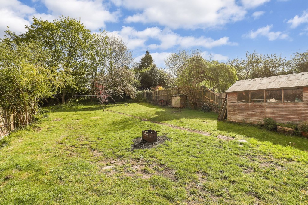 Nibley Lane, Yate, BS37