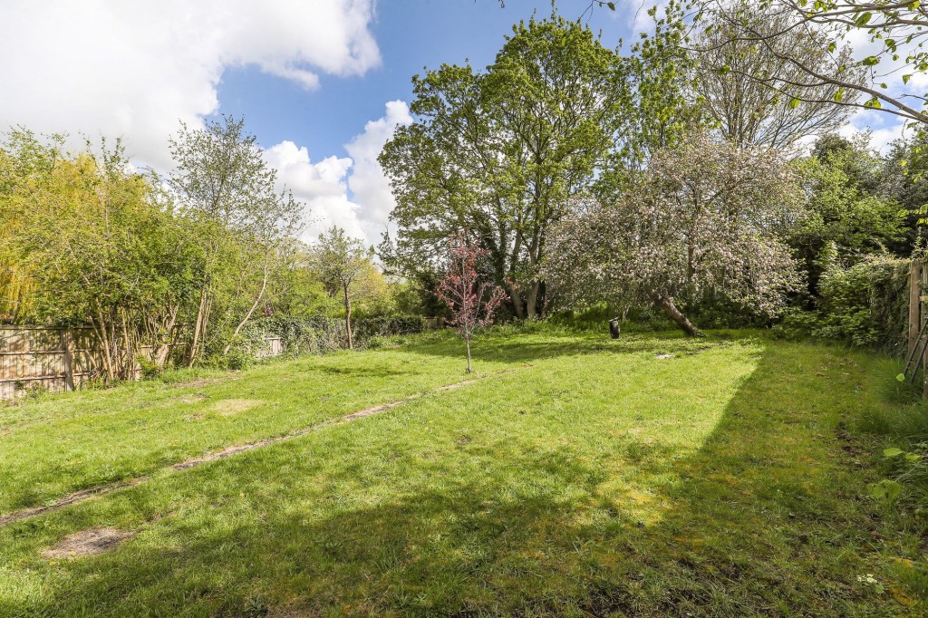 Nibley Lane, Yate, BS37