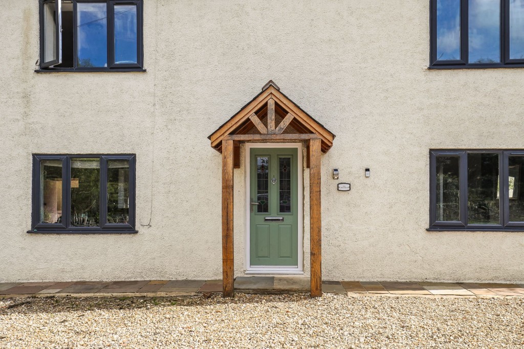 Nibley Lane, Yate, BS37