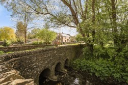 Nibley Lane, Yate, BS37