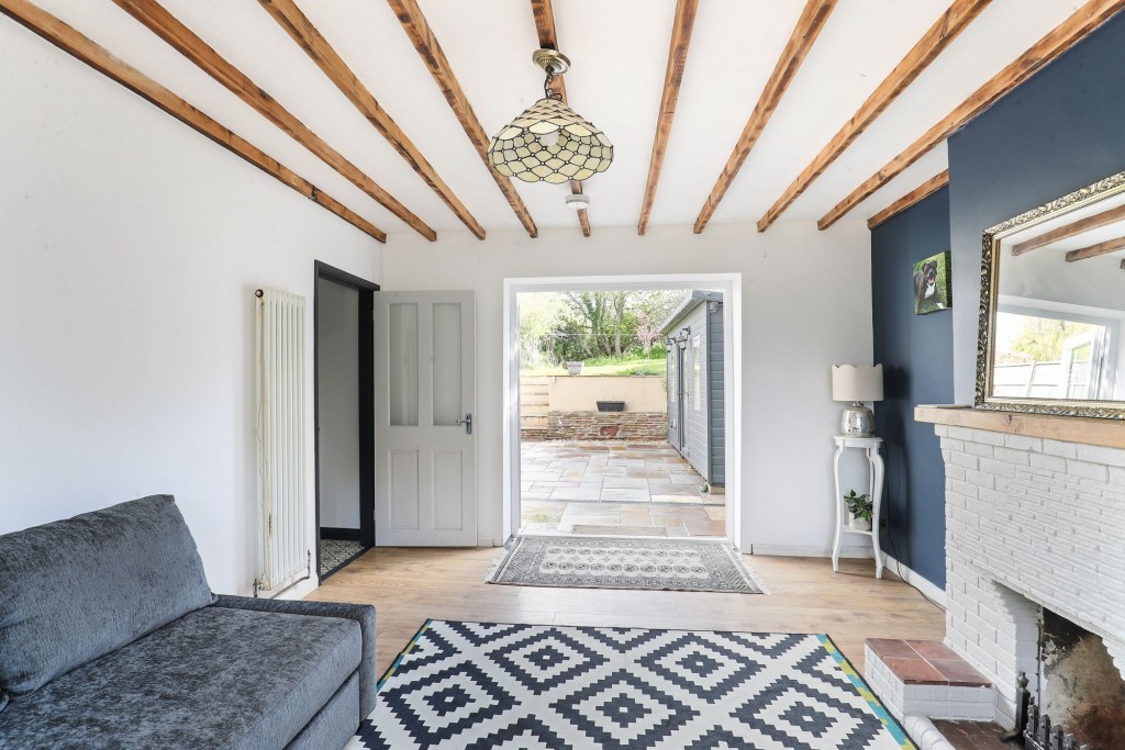 Nibley Lane, Yate, BS37