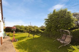 Engine Common Lane, Yate, BS37