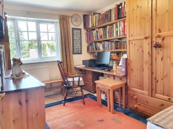 Couzens Close, Chipping Sodbury, BS37