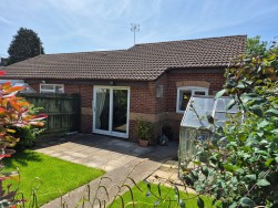 Elmhirst Gardens, Yate, BS37