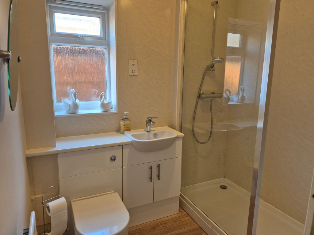 Elmhirst Gardens, Yate, BS37