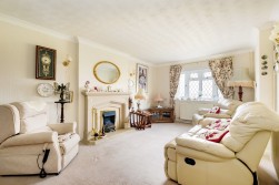 Lilliput Court, Chipping Sodbury, BS37