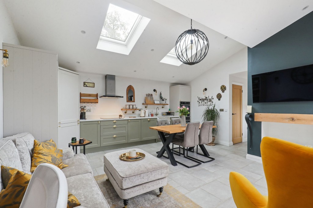 Sodbury Road, Acton Turville, GL9